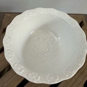 Vintage Embossed Daisy Bowl